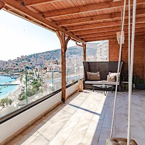 Luxury Penthouse B&e Apartment